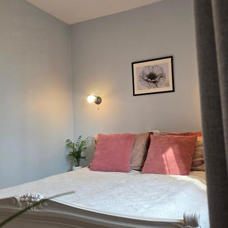 Parka Apartamenti คูลดีกา ภายนอก รูปภาพ